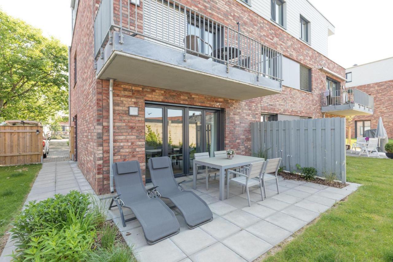 Hafenquartier 54° Apartment Хузум Екстериор снимка